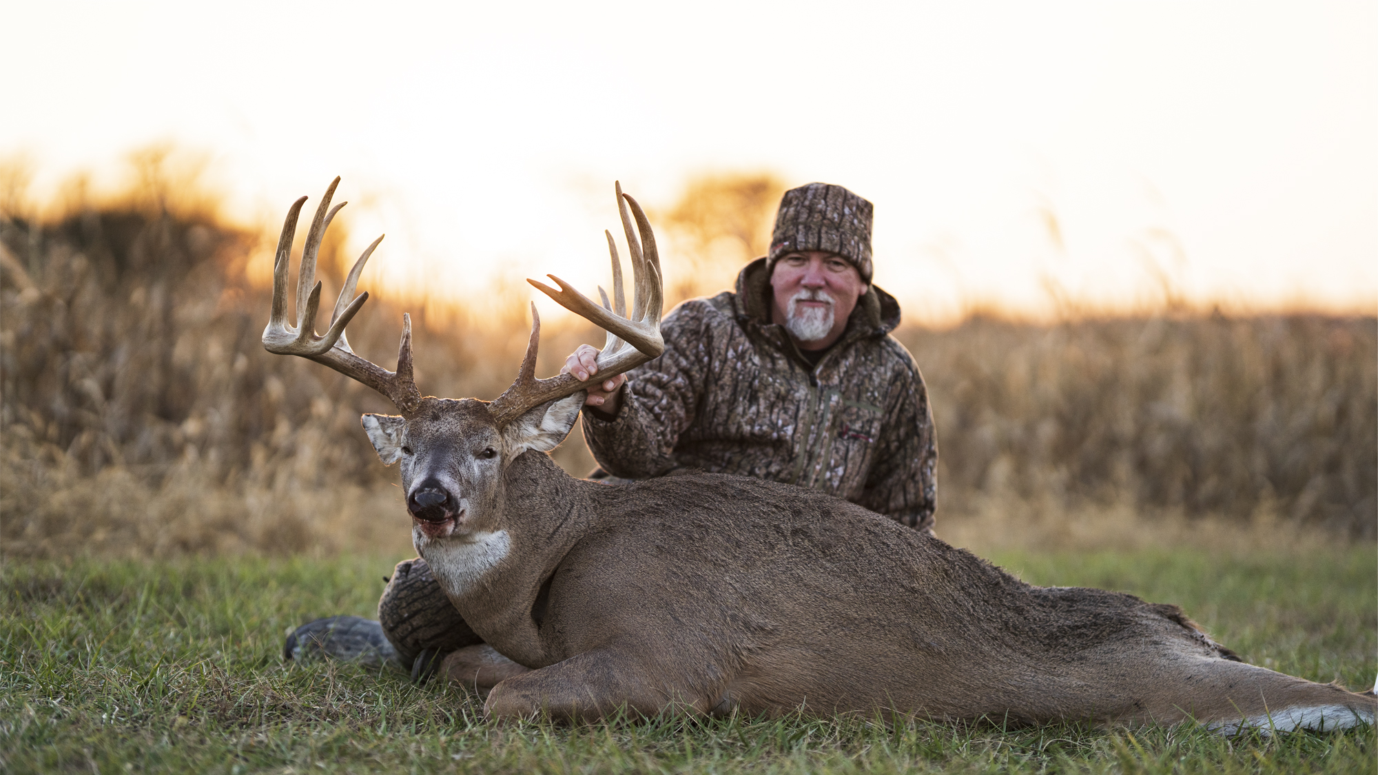 来自伊利诺斯州的唐·希金斯(Don Higgins)的buck是新的州记录之一。